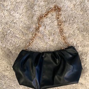Ah-corned clutch chain evening bag